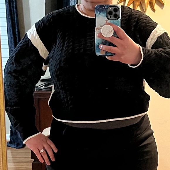 Crop-Sweater - Picture 2 of 7